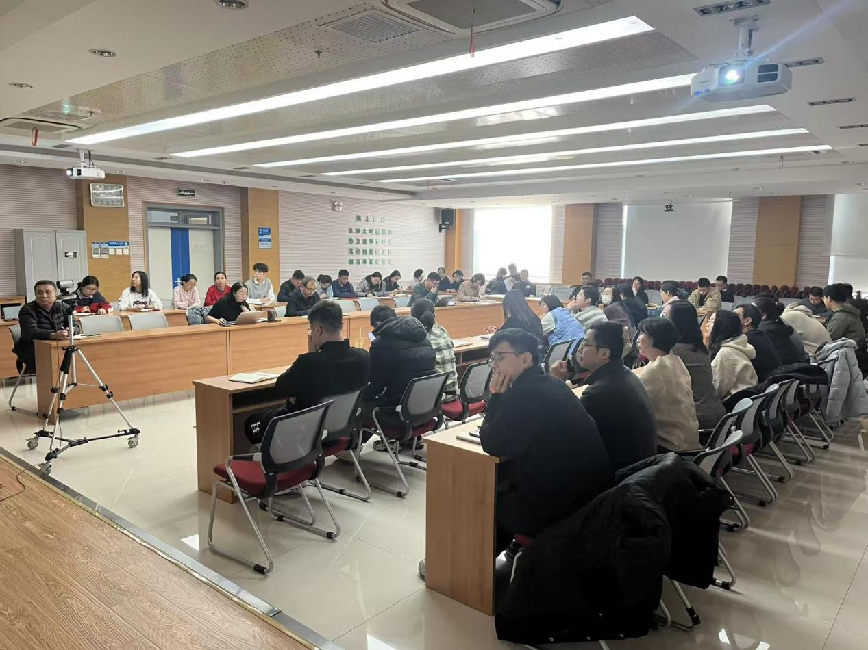 管理党支部与遥感党支部开展联学共建主题党日活动